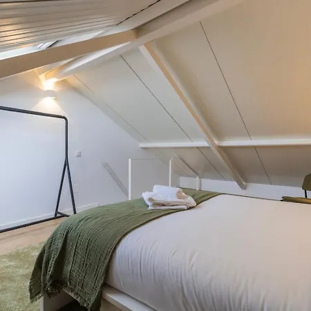 Gervasio Lobato * Лісабон