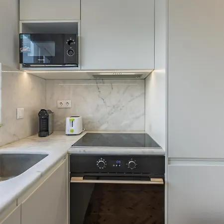 Gervasio Lobato * Lizbona